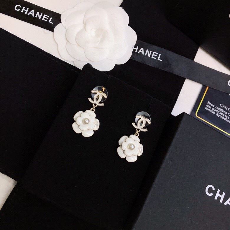 Ch**el earrings
